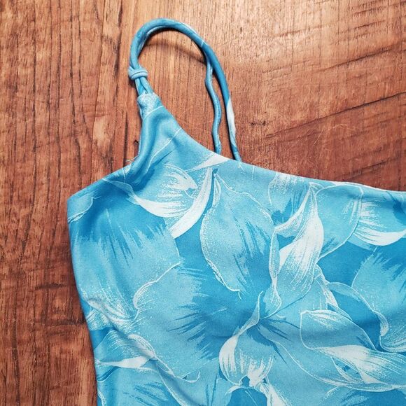 Nike Dri-Fit NWT Women Yoga Crop Top Floral Blue Size S - Picture 3 of 8